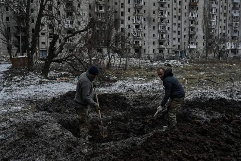 Разбомбленные дома и разбитые танки РФ: фото Авдеевки после двух месяцев ожесточенных боев
